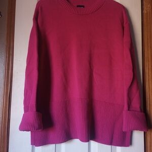 GAP Women's Fuchsia Crew Neck Sweater